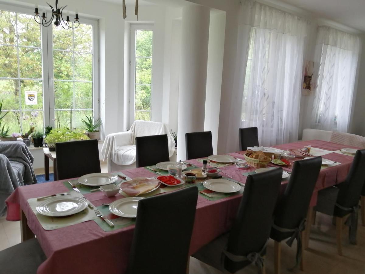 Agroturystyka U Izabelli Niemce Exterior foto
